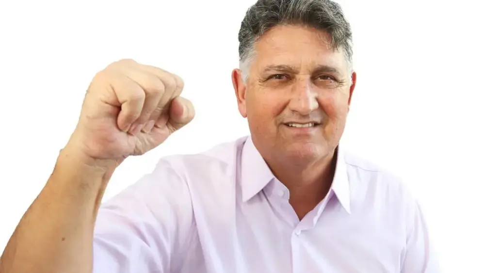 Lucien Rezende registra candidatura ao Governo com foco em SUS e meio ambiente