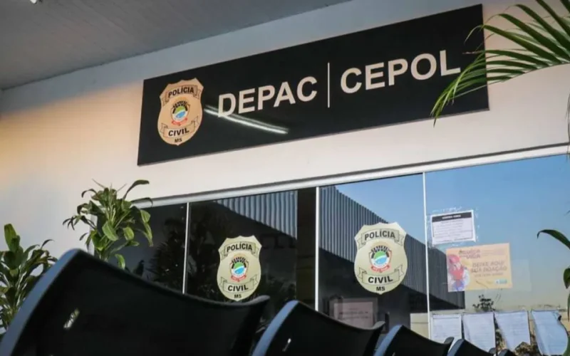 Menino de 6 anos é abandonado por horas para "comprar pizza