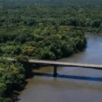 Ponte do Rio Miranda é interditada para concretagem em Bonito