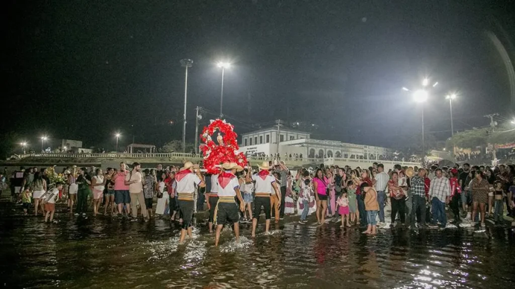 Banho de São João 2026 começa com show de Panda em Corumbá