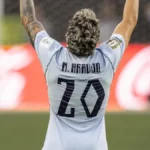 Uruguai empata com Arábia Saudita no fim e evita derrota